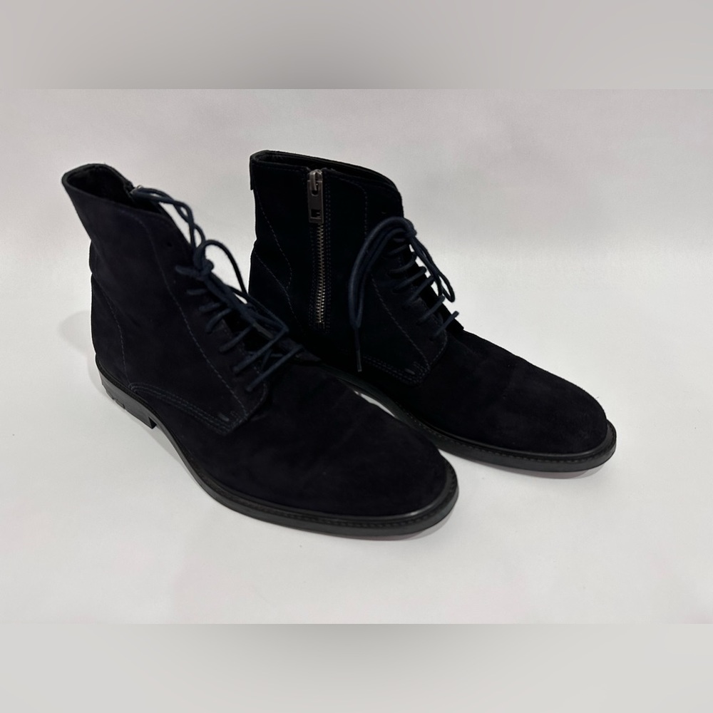 Hugo Boss genuine suede men’s size 42 color blue black free shipping